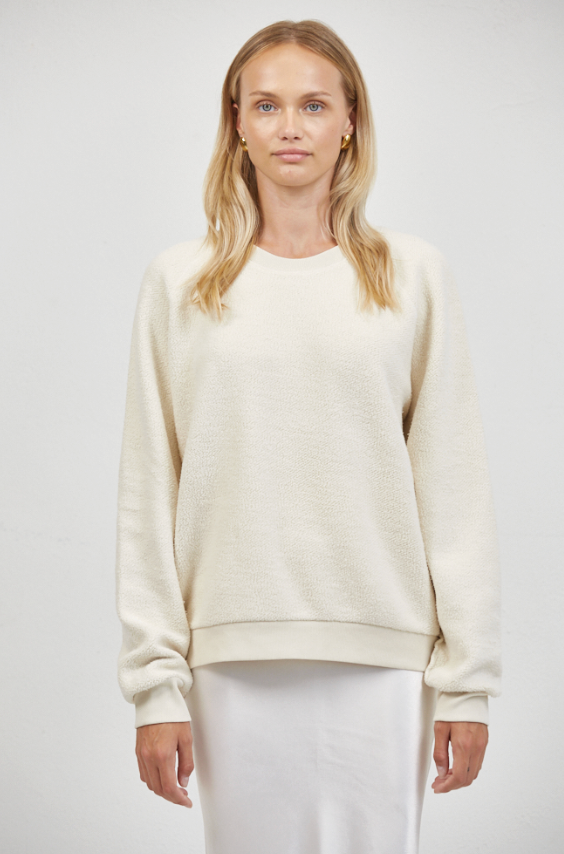 Lera Inverted Pullover