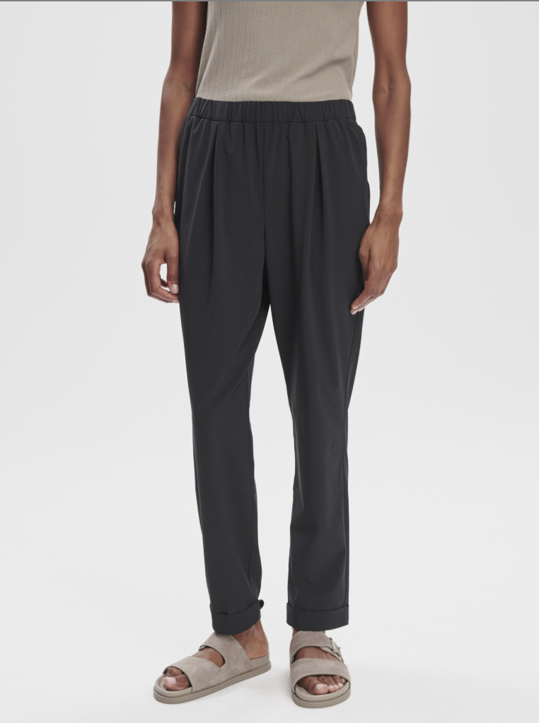 Alana Slim Tapered Cuff Pant 27